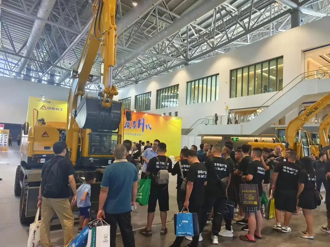 上熱門 廈門工程機(jī)械展 山東臨工～展位號6t08